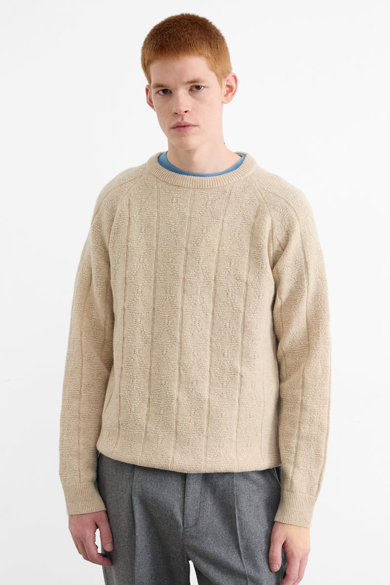 CHECKMATE SWEATER TAN