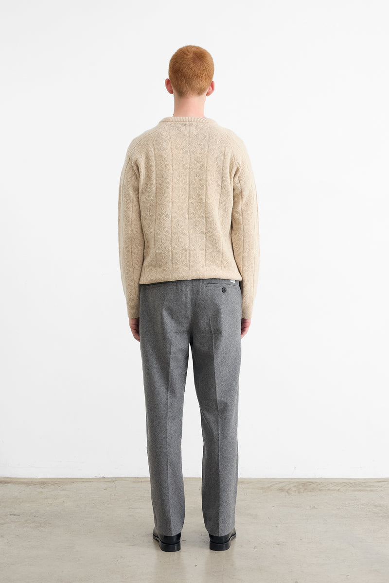 CHECKMATE SWEATER TAN