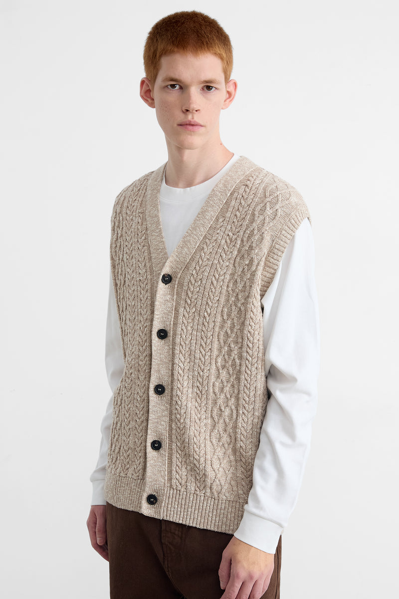 L’INDISCRET VEST TAN