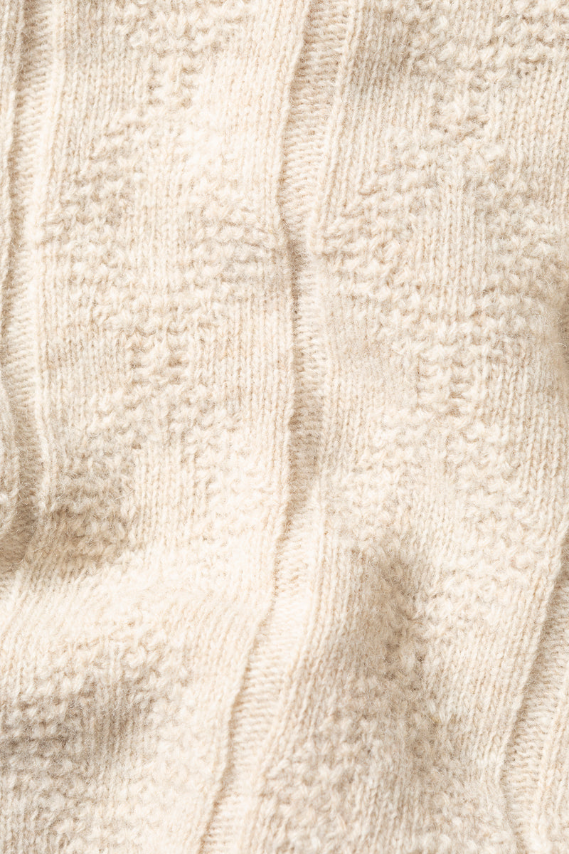 CHECKMATE SWEATER TAN