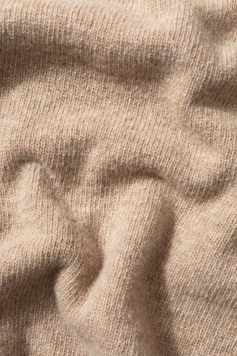 DUCK PATCH SWEATER TAN