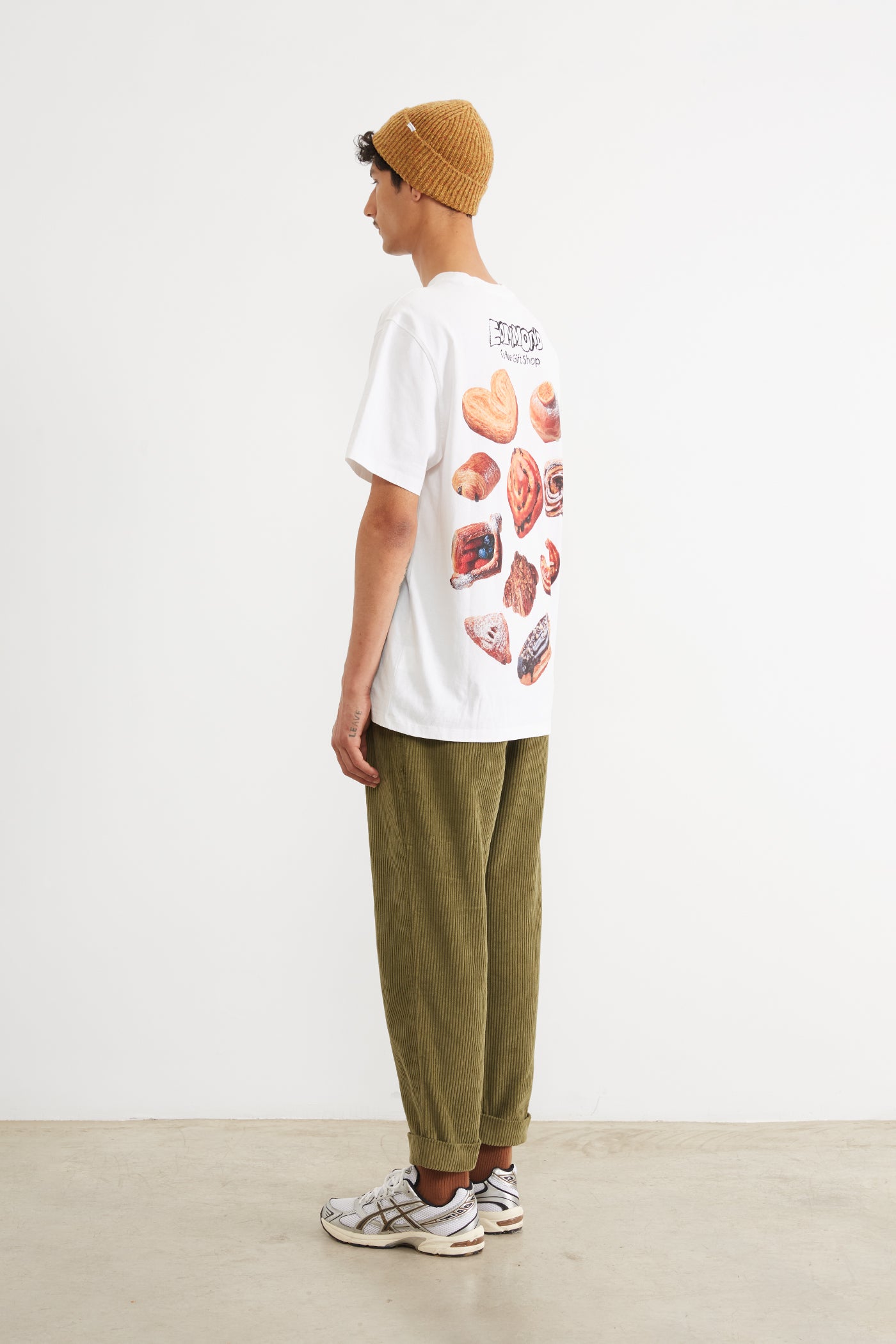 EDMMONDCOFFEEGIFTSHOPTEE_0011w