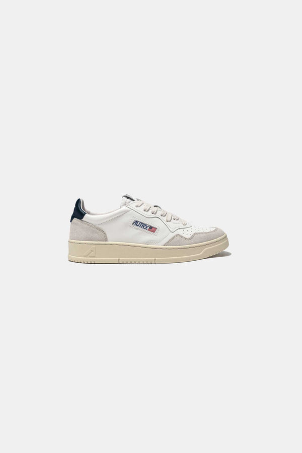 AUTRY MEDALIST LOW WHT/BLUE